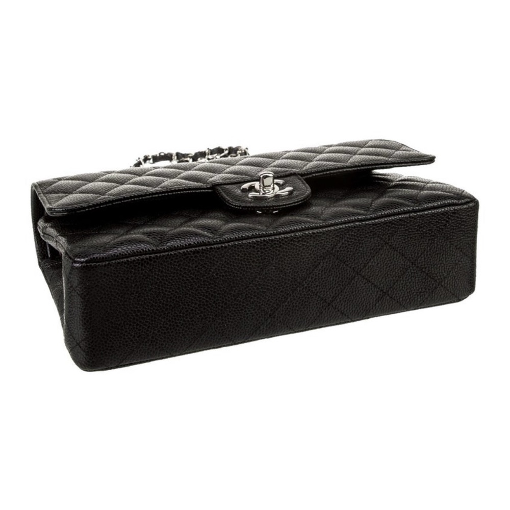 🛑SOLD🛑 CHANEL
Classic Caviar Medium Double Flap Bag 🔥 - Picture 6 of 11